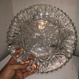 FEDERAL GLASS Fruit Base PIONEER Pattern wavy ruffled sawtooth edge plate.